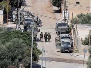 Pemukim Israel Pukuli Pemuda Palestina hingga Tewas di Tepi Barat Pemukim Israel Pukuli Pemuda Palestina hingga Tewas di Tepi Barat