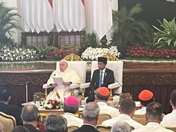 Paus Fransiskus Sesalkan Konflik dan Perang di Dunia Akibat Intoleransi