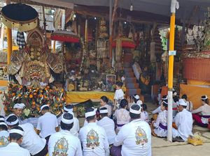 Melihat Upacara Ngenteg Linggih di Desa Nyanglan, Digelar 66 Tahun Lalu Melihat Upacara Ngenteg Linggih di Desa Nyanglan, Digelar 66 Tahun Lalu