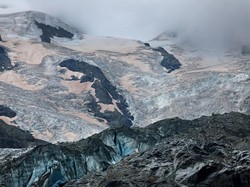 Video: Efek Musim Panas, Gletser Swiss Kehilangan Banyak Es di 2024