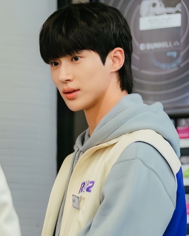 Potret Byeon Woo Seok dalam drama 'No Gain No Love'