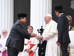 Prabowo Unggah Momen Sambut Paus Fransiskus: Selamat Datang di Indonesia