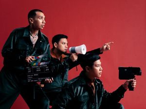 Lirik Lagu Rahasia #1 RAN, Tak Perlu Lagi Bertanya, Tak Perlu Bibir Berkata Lirik Lagu Rahasia #1 RAN, Tak Perlu Lagi Bertanya, Tak Perlu Bibir Berkata