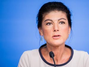 Siapa Sahra Wagenknecht yang Rombak Lanskap Politik Jerman?