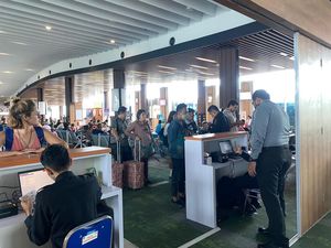 Imigrasi Ungkap Kendala Pemeriksaan di Bandara Komodo yang Dikeluhkan Turis Imigrasi Ungkap Kendala Pemeriksaan di Bandara Komodo yang Dikeluhkan Turis