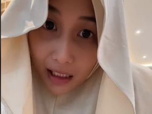 Viral Wanita Pakai Hijab Instan Malah Mirip Karakter Valak, Bikin Ngakak Viral Wanita Pakai Hijab Instan Malah Mirip Karakter Valak, Bikin Ngakak