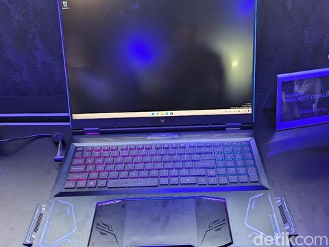 Proyek Acer DualPlay