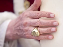 Mengapa Setelah Wafat Cincin Paus Fransiskus Dihancurkan? Ternyata karena Ini