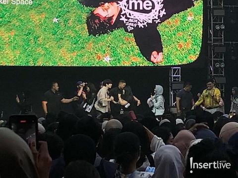 Konser eaJ Park di Jakarta