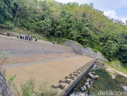 Bendungan Peninggalan Belanda di Pangandaran Bocor, Irigasi Terganggu