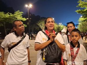 Cerita Laurencia 6 Hari Naik Kapal dari Halmahera demi Misa Paus Fransiskus Cerita Laurencia 6 Hari Naik Kapal dari Halmahera demi Misa Paus Fransiskus