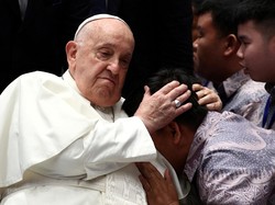 Paus Fransiskus Sudah 2 Pekan Dirawat di RS, Begini Kondisi Terkininya