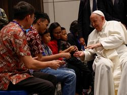 Paus Fransiskus Puji Cara KWI Rayakan Peringatan 100 Tahun Tanpa Selebrasi