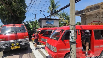 Gianyar Habiskan Rp 20 Miliar per Tahun untuk Angkutan Siswa Gratis