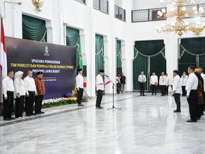 Bey Machmudin Berharap Tokoh Jabar Banyak Jadi Pahlawan Nasional Bey Machmudin Berharap Tokoh Jabar Banyak Jadi Pahlawan Nasional