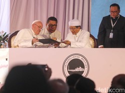 Ayat Al-Quran dan Injil Lukas Buka Kunjungan Paus Fransiskus ke Istiqlal