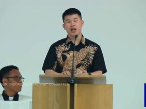 Misa Paus Fransiskus, Bacaan Sabda Dibacakan Lektor Tunanetra Lewat Braille Misa Paus Fransiskus, Bacaan Sabda Dibacakan Lektor Tunanetra Lewat Braille