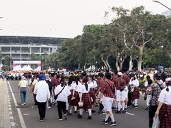Jemaat Mulai Memadati GBK Jelang Misa Paus Fransiskus