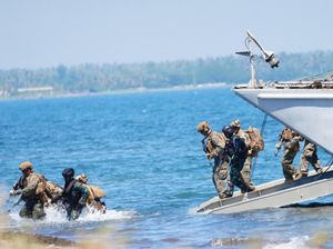 Melihat Latihan Gabungan 4 Negara di Pantai Banongan Situbondo Melihat Latihan Gabungan 4 Negara di Pantai Banongan Situbondo