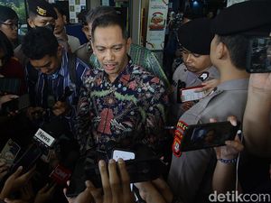 Sanksi Potong Gaji Berlaku Besok, Waka KPK Ghufron Masih Dapat Segini Sanksi Potong Gaji Berlaku Besok, Waka KPK Ghufron Masih Dapat Segini