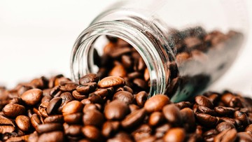 Dada Berdebar Setelah Kopi? Kenali Tanda Bahaya Jantung Menurut Dokter!