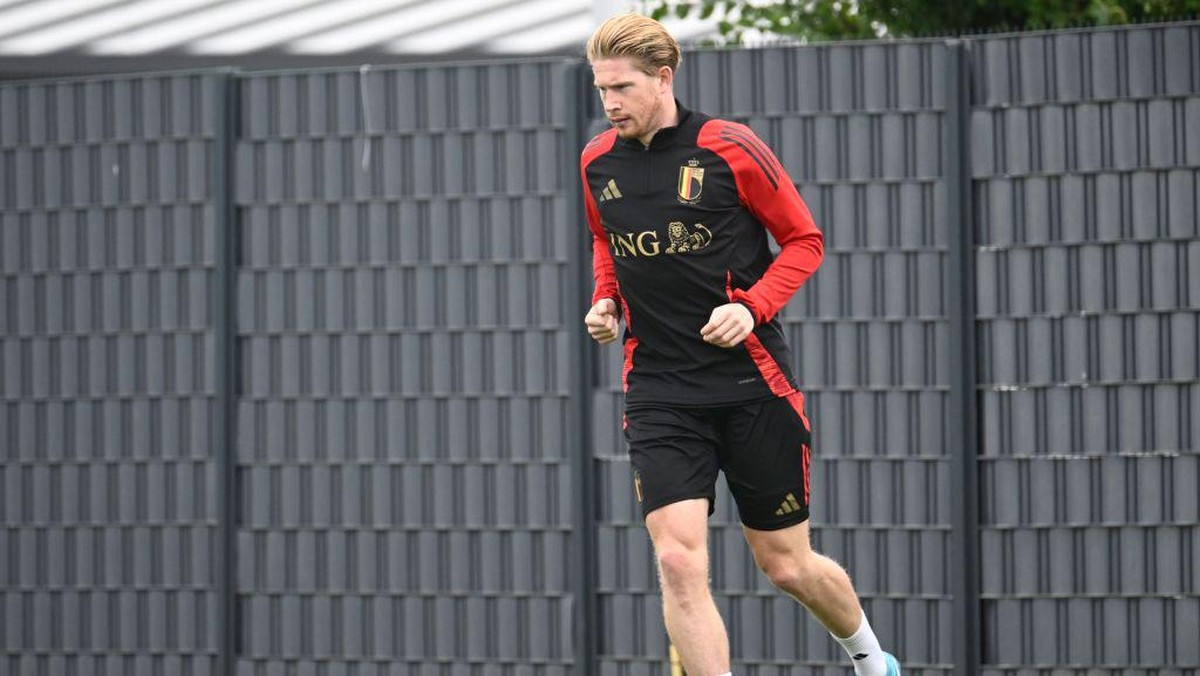 Kevin De Bruyne saat berlatih bersama Timnas Belgia. Foto: Photonews via Getty Images/Photonews