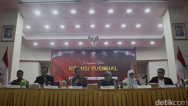Komisi Yudisial Tanggapi Penolakan DPR soal Usulan Calon Hakim