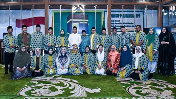 Bangun Kekeluargaan, Mardiono Lepas Kader PPP Umroh Bersama