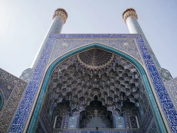 Wujud Masjid yang Bisa Memantulkan Suara, Penuh dengan Mozaik!