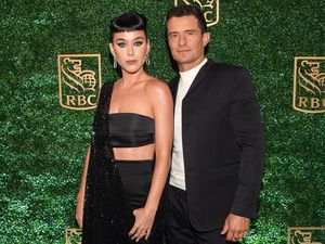 Pernyataan Resmi Katy Perry dan Orlando Bloom Pisah Usai 6 Tahun Tunangan Pernyataan Resmi Katy Perry dan Orlando Bloom Pisah Usai 6 Tahun Tunangan