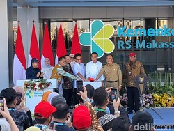 Jokowi Resmikan Gedung RS Kemenkes Makassar Senilai Rp 2 Triliun