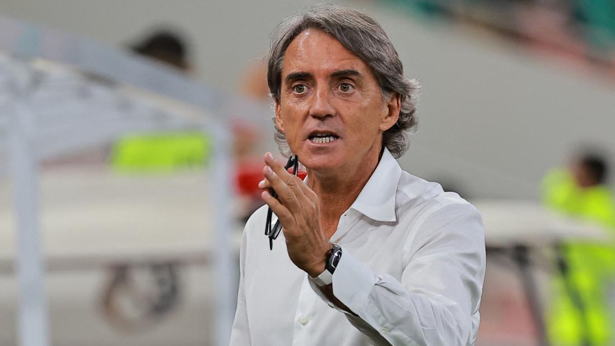 Roberto Mancini menyoroti penyelesaian akhir timnya usai Arab Saudi vs Indonesia berakhir 1-1 (Foto: REUTERS/Stringer)