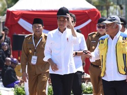 Pesan Khusus Jokowi Soal Pembangunan Flyover Gedangan