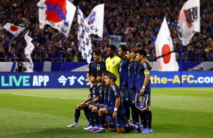 Timnas Jepang Soccer Football - World Cup - AFC Qualifiers - Group C - Japan v China - Saitama Stadium, Saitama, Japan - September 5, 2024 Japan players pose for a team group photo before the match REUTERS/Issei Kato