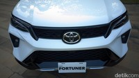 Harga Toyota Fortuner Terbaru Tahun 2026, Paling Murah Segini