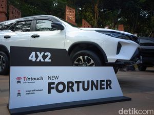 Daftar Harga Terbaru Toyota Fortuner, Paling Murah Rp 580 Jutaan Daftar Harga Terbaru Toyota Fortuner, Paling Murah Rp 580 Jutaan