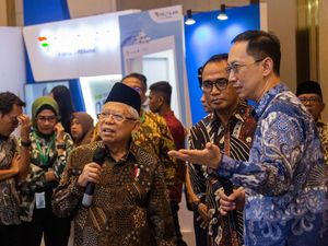 Wapres Kunjungi Booth Angkasa Pura, Bahas Operasional Bandara di RI Wapres Kunjungi Booth Angkasa Pura, Bahas Operasional Bandara di RI