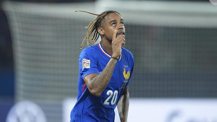 Paris, France - September 6: Bradley Barcola of France celebrates after scoring his teams first goal during the UEFA Nations League 2024/2025 League A - Group 2 match between France and Italy at Parc des Princes on September 6, 2024 in Paris, France. (Photo by Matteo Ciambelli/DeFodi Images via Getty Images)