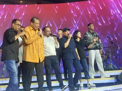 Apik! Duet CT-Elek Yo Band Lantunkan Lagu Rumah Kita Tutup Hub Space 2024