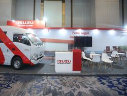 Upaya Isuzu Hadirkan Transportasi yang Aman & Nyaman dengan Traga Bus