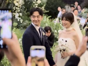 Gong Min Jung Umumkan Kehamilan Usai Cinlok di Drakor Marry My Husband Gong Min Jung Umumkan Kehamilan Usai Cinlok di Drakor Marry My Husband