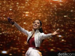 Penampilan Lyodra dan RAN Hibur Penonton Hub Space 2024