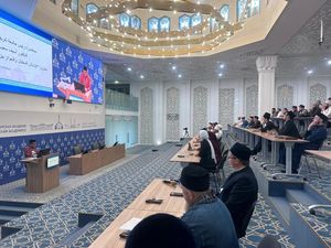 Rektor UIN Jakarta Beri Kuliah Umum soal Pancasila pada Muslim Rusia Rektor UIN Jakarta Beri Kuliah Umum soal Pancasila pada Muslim Rusia