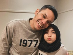 Sienna Lepas Hijab, Ben Kasyafani: Bukan Soal Mengizinkan, Tapi Diskusi