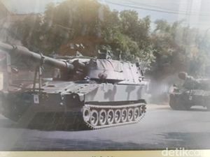 Viral Iring-iringan Tank TNI di Jalan Narogong Bekasi, Ada Apa?