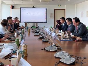 Wamentan Ajak Asosiasi Peternak & Petani Perancis Investasi di Indonesia