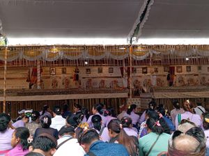 Gempa M 4,9 Guncang Gianyar Bali, Warga Panik-Bangunan Rusak Gempa M 4,9 Guncang Gianyar Bali, Warga Panik-Bangunan Rusak