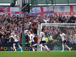 Republik Irlandia Vs Inggris: Tiga Singa Menang 2-0 Republik Irlandia Vs Inggris: Tiga Singa Menang 2-0
