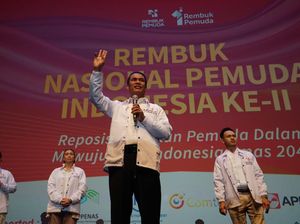 Mentan Bakar Semangat Ribuan Pemuda di Djakarta Theater Mentan Bakar Semangat Ribuan Pemuda di Djakarta Theater