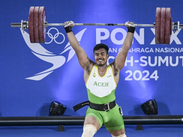 Lifter Dimas Setiya Darma Pecahkan Rekor Nasional di PON XXI
